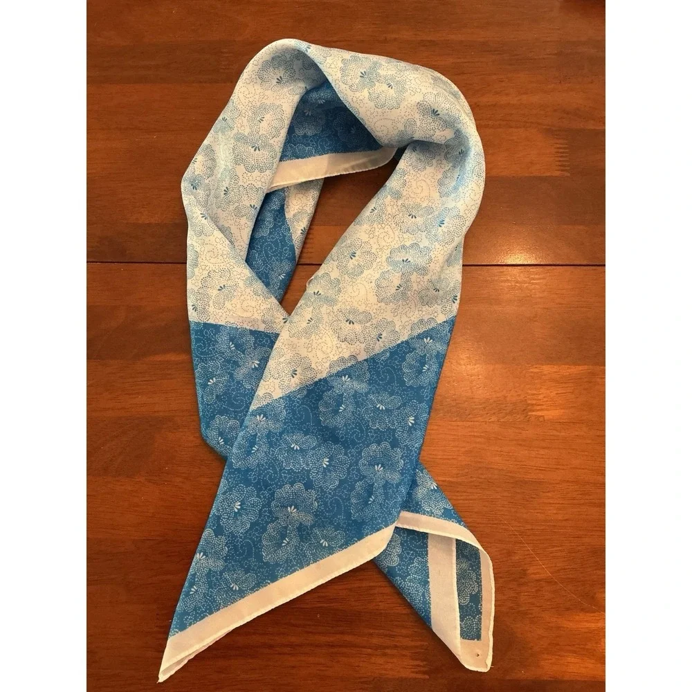 Vintage Tres-Elle Italian Polyester Scarf  30